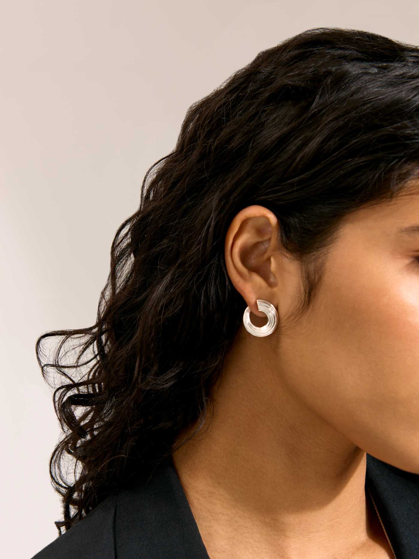 Mini Croissance Earrings