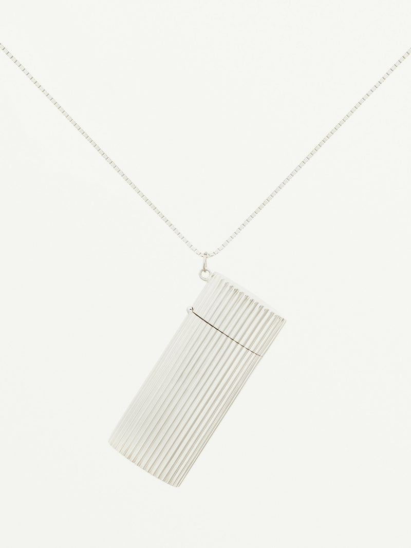 Two Metres, Five Necklace