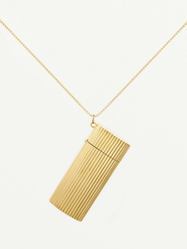 Two Metres, Five Necklace